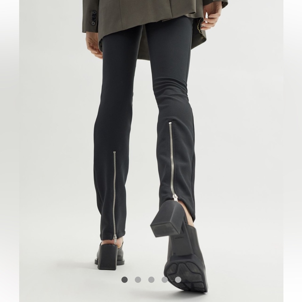 NWT Urban Outfitters Black Zip-Hem Size Medium Pants